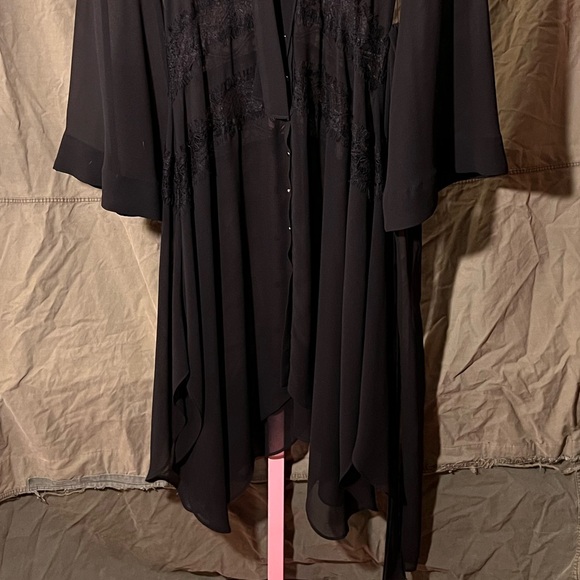 Keepsake Tranquil Midi Dress - Picture 6 of 7